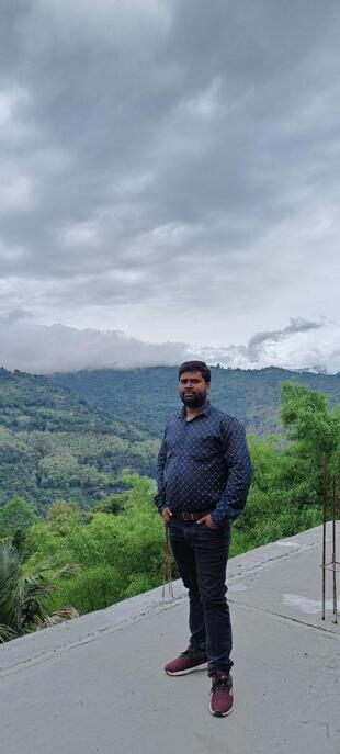 Aunty’s Momo & Maggi