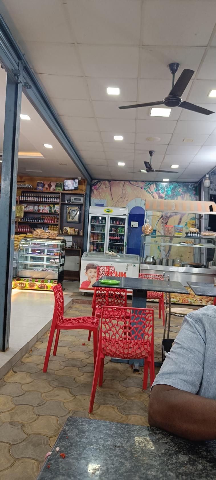 Sri Nandhi Bangalore Iyengar bakery & sweets