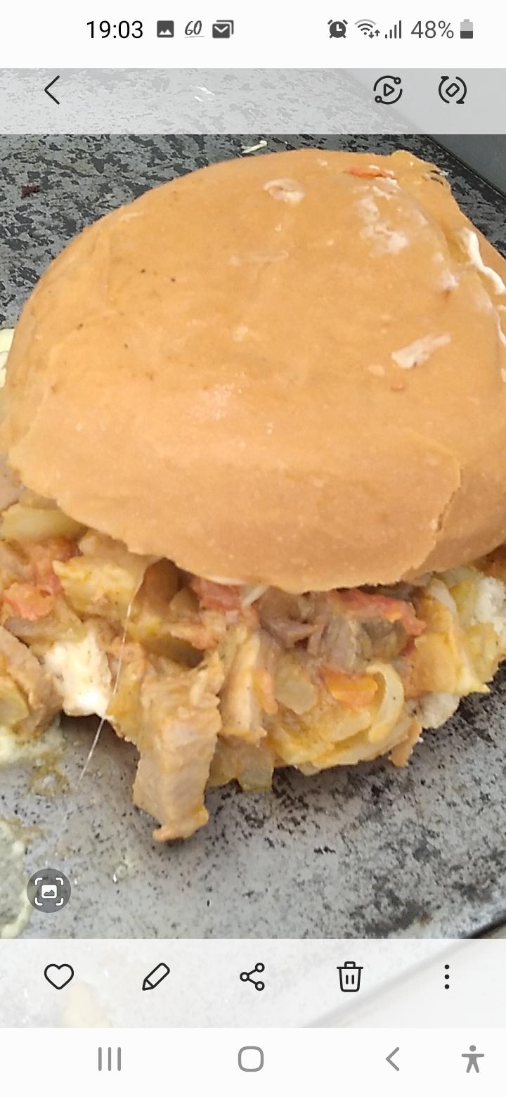 Mega ilha pastelaria