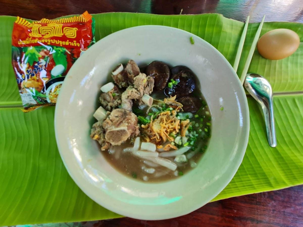 จอมมณี ก๋วยจั๊บโบราณ