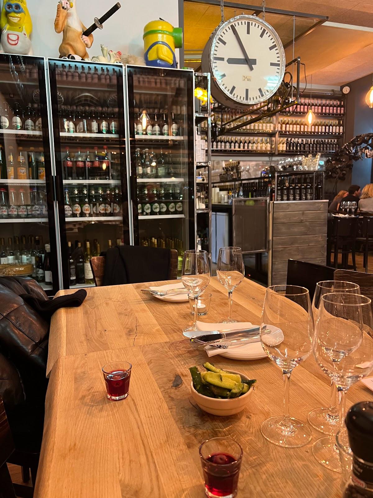 Kin Za Dumplings and Oysters at Kudamm