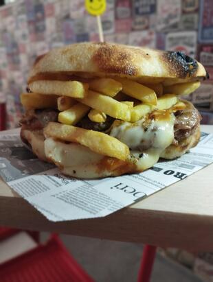 081 zerottantuno pizza e drink