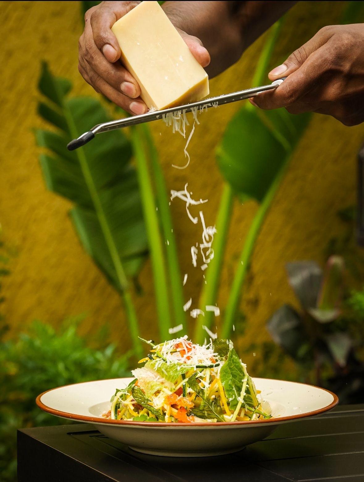 Aloraa Garden Kitchen & Bar