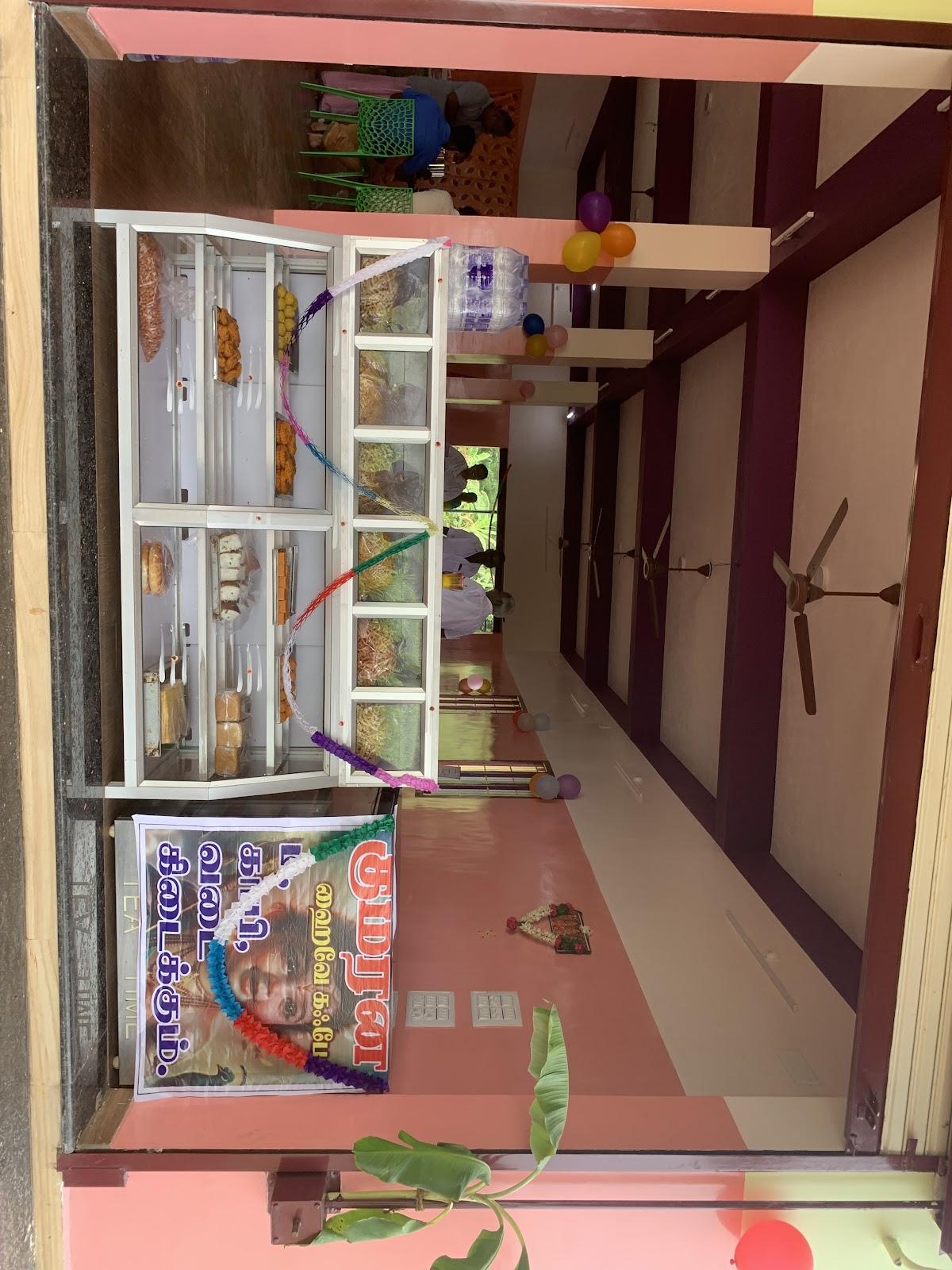 Kumaran Highway Cafe and Hotel