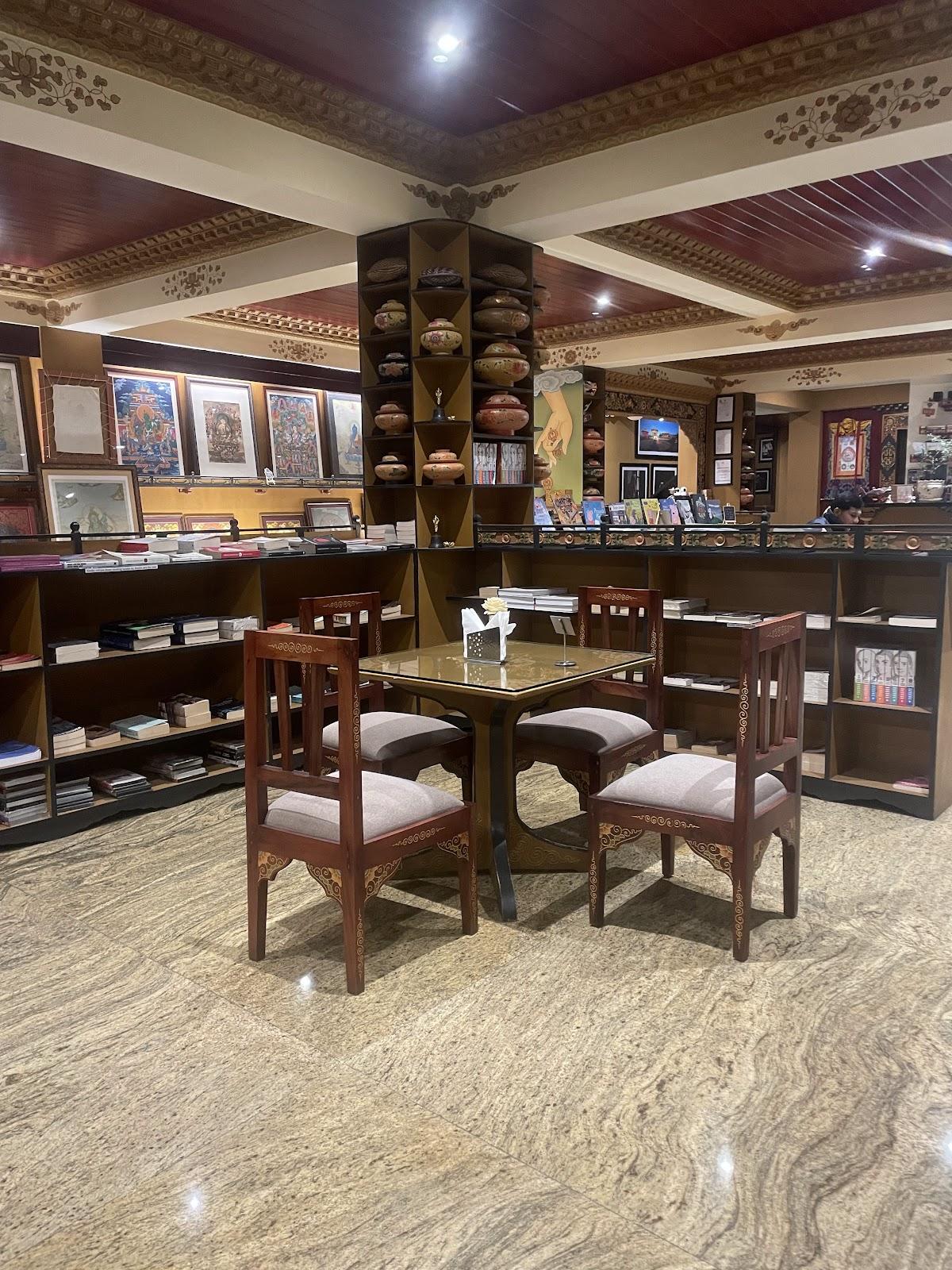 Hiddenland Cafe & Bakes