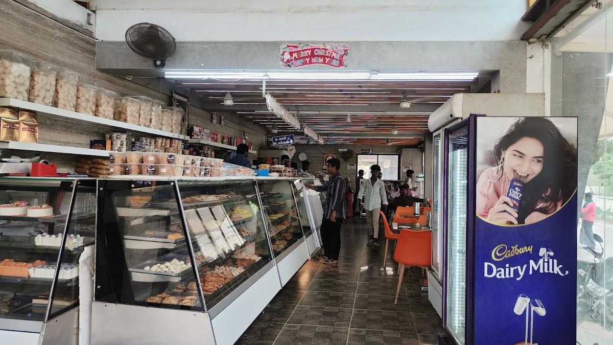Shanthi Bakery Sweets & Snacks