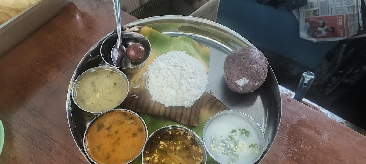 Brahmashri Hotel - Davangere Benne Dose