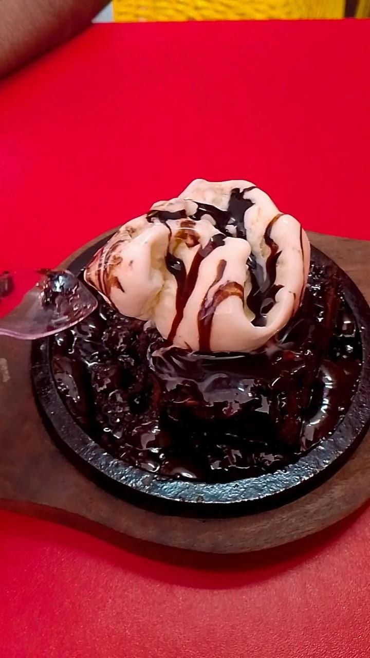 Pizza Mania, Porumamilla