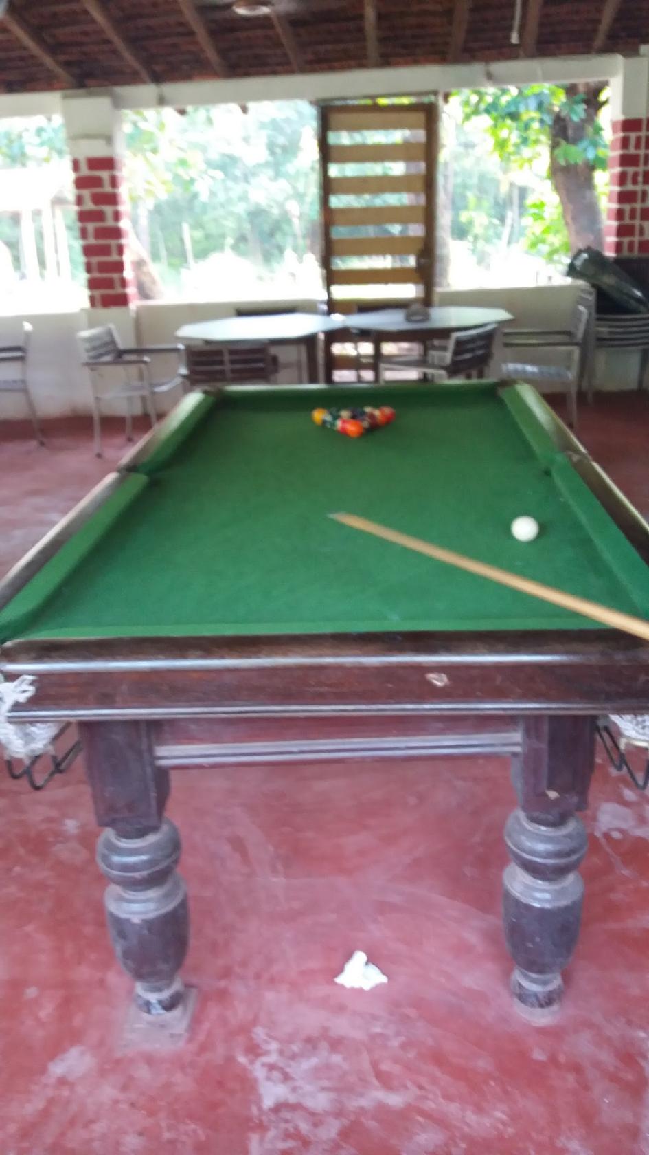 Hide Inn Bar And Restaurant