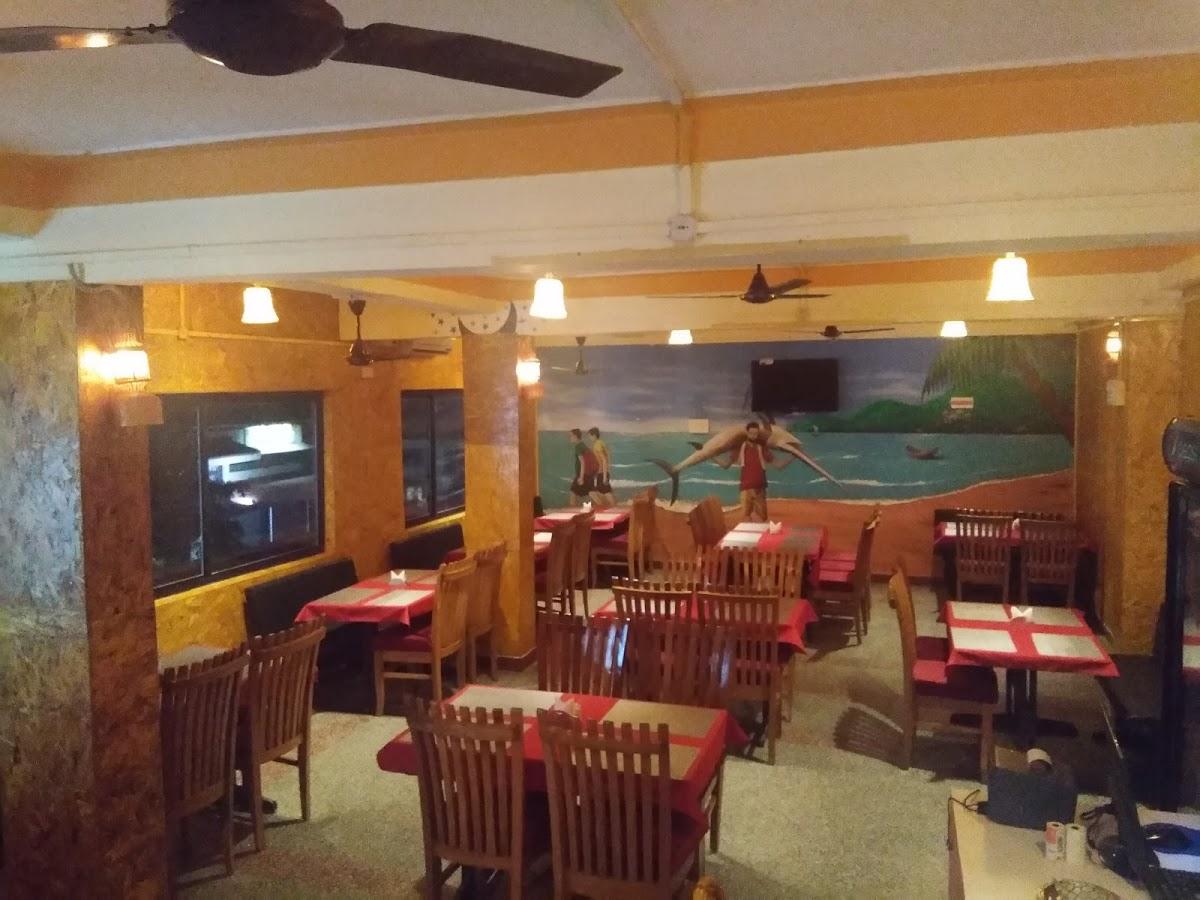 Hotel Castaad Kitchen A/C Family Restaurant