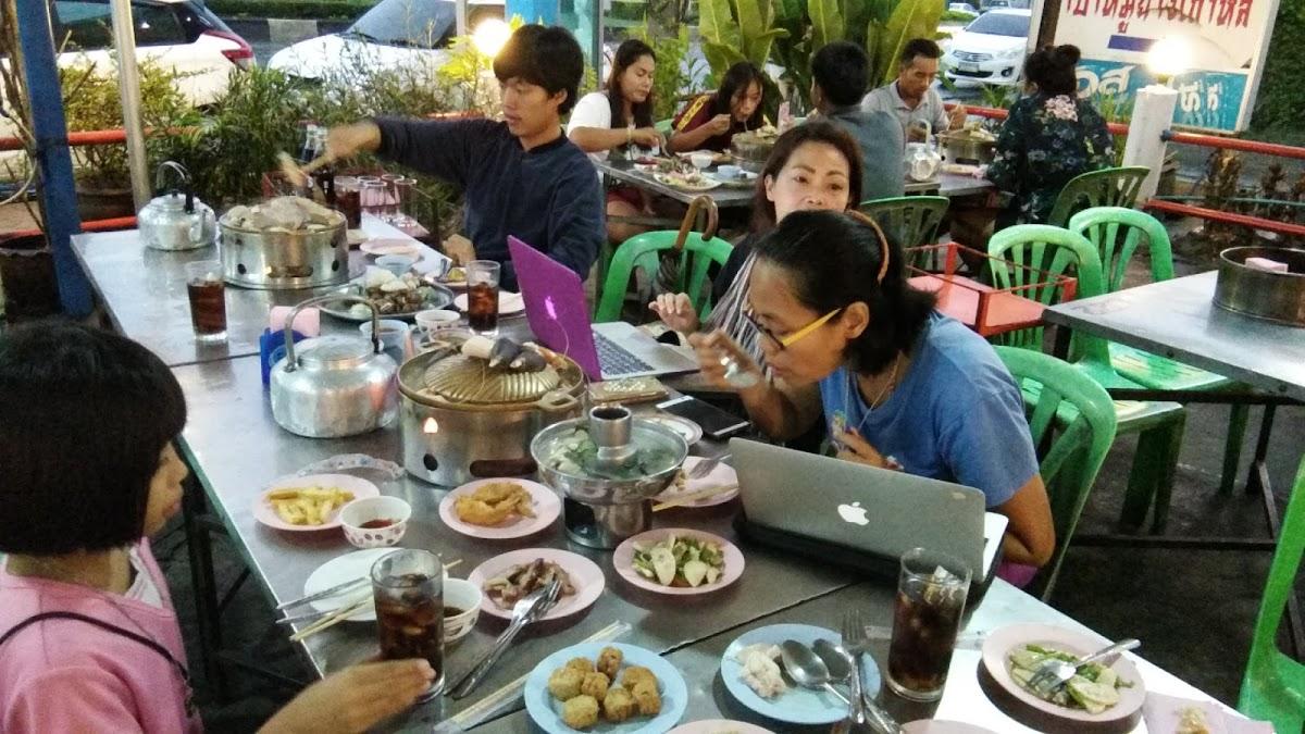 ร้านอาป๋าบุฟเฟ่ต์ หมูกระทะ&ซีฟู้ด - สาขากาญจนบุรี