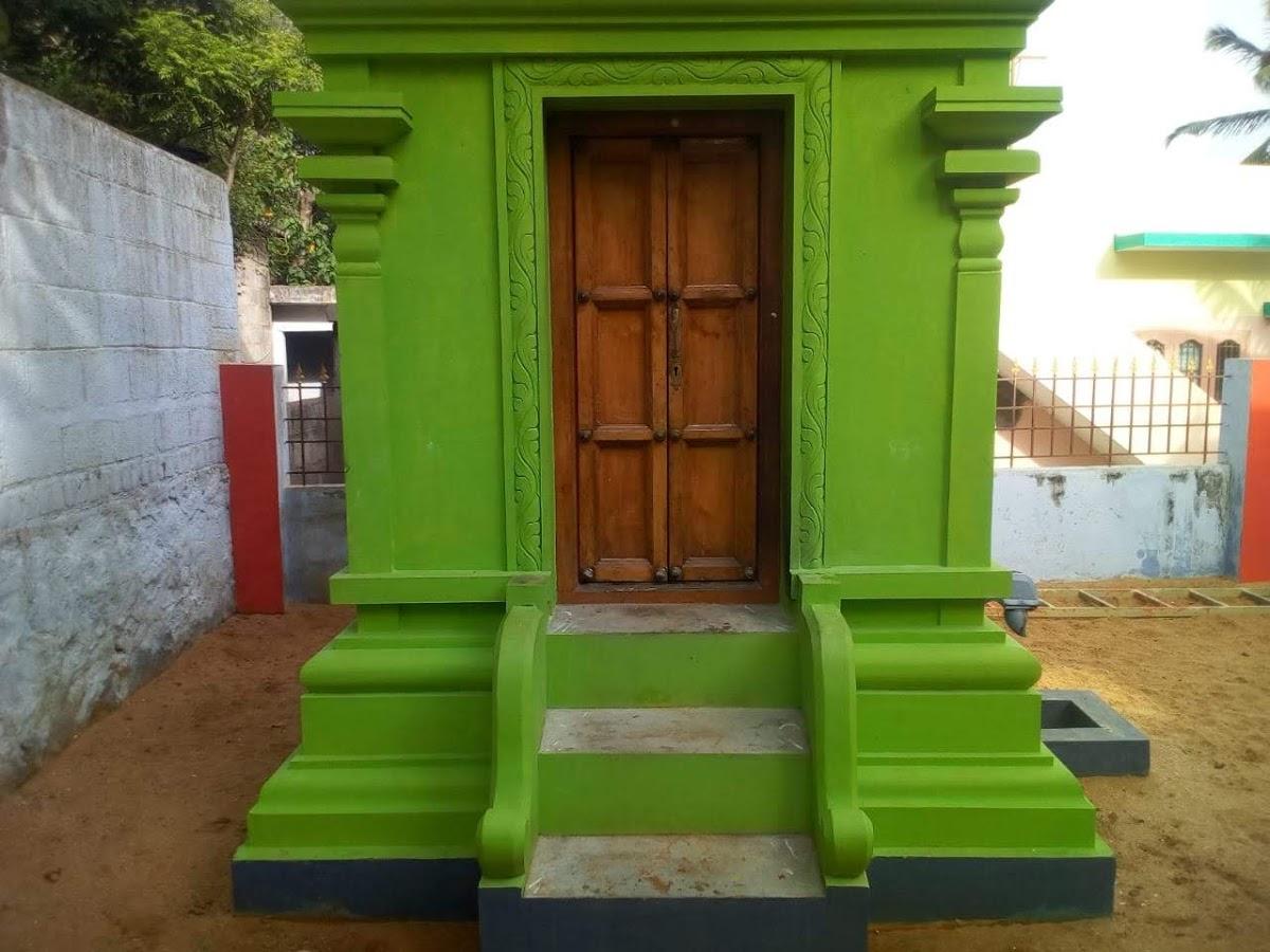 Shri Pathrikali Amman Sweets, Paruthivilai