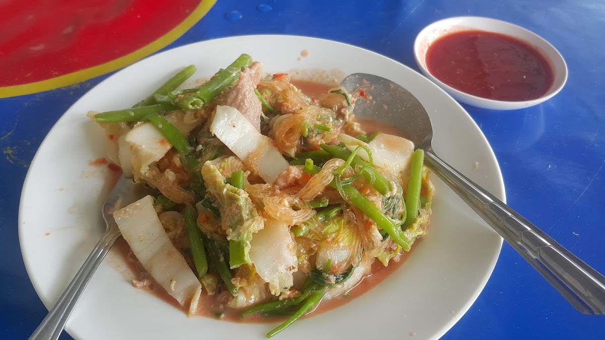 ร้านข้าวมันไก่เจ้ณี - นาตาขวัญ (ศรีอุดมทรัพย์)