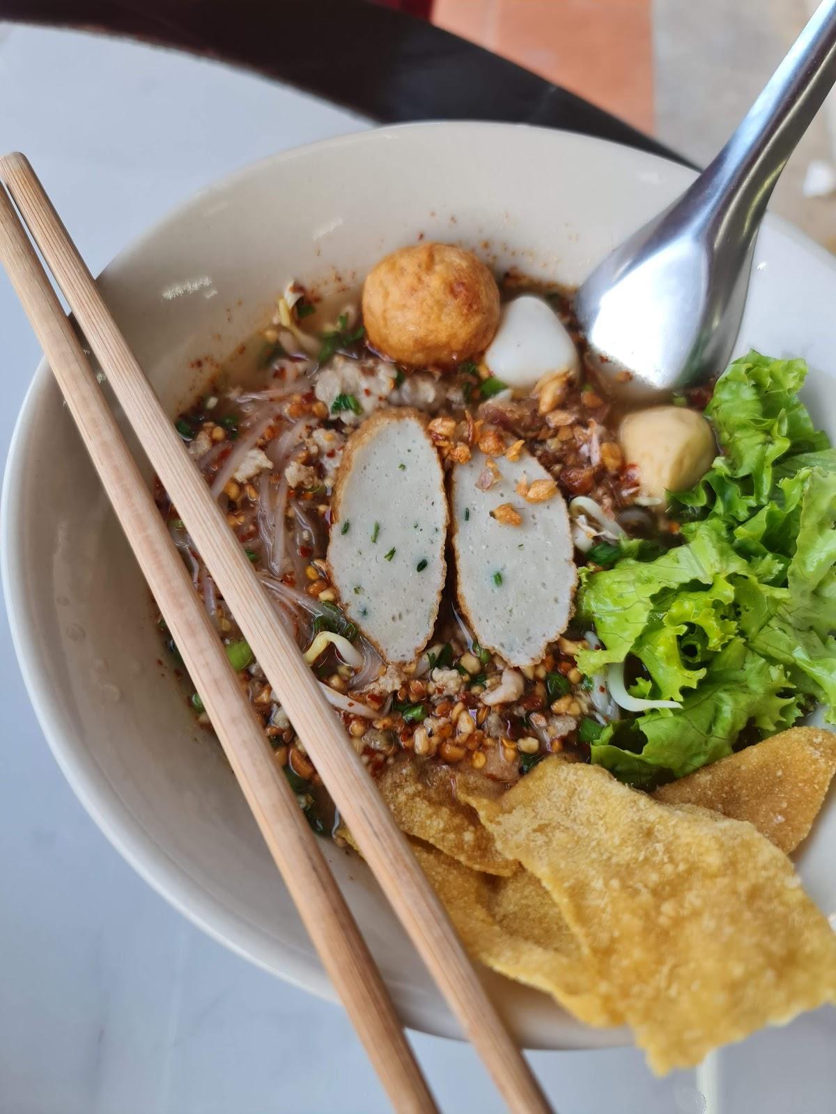 ป.ปลา ก๋วยเตี๋ยวปลาภูเก็ต สาขาม่าหนิก