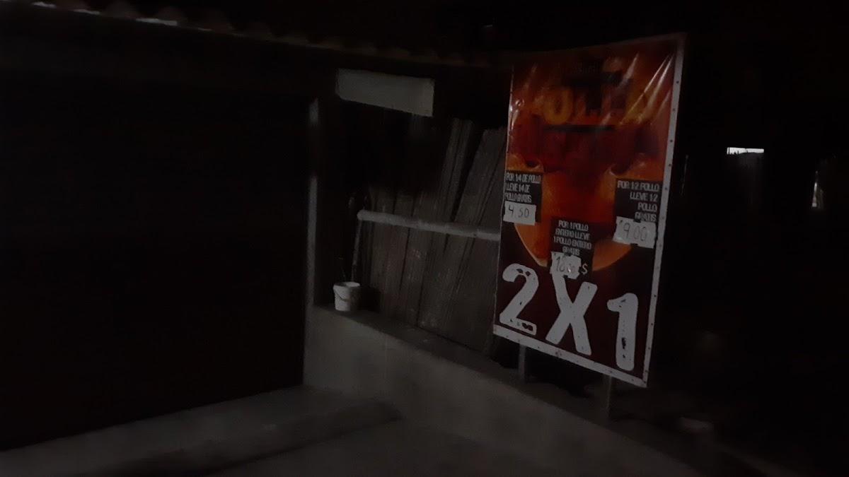 Asadero de pollos "La Pantera"