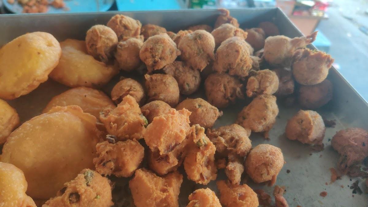 Girdhar gota (Laxmi nasta house)