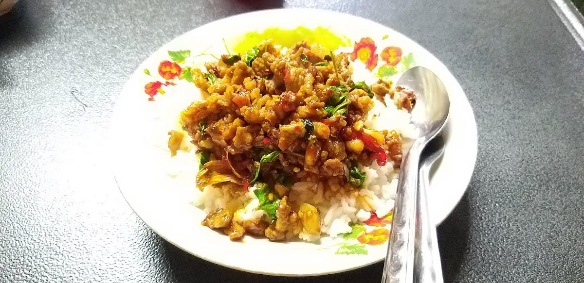ร้านอาหารตามสั่งพี่นิด