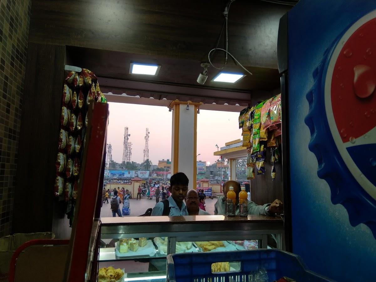 Food Track, Kanhaz Multi Cuisine Food Plaza