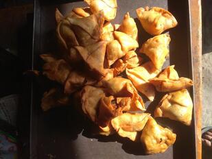 SURESH GUPTA (SAMOSHA SPECIALIST)