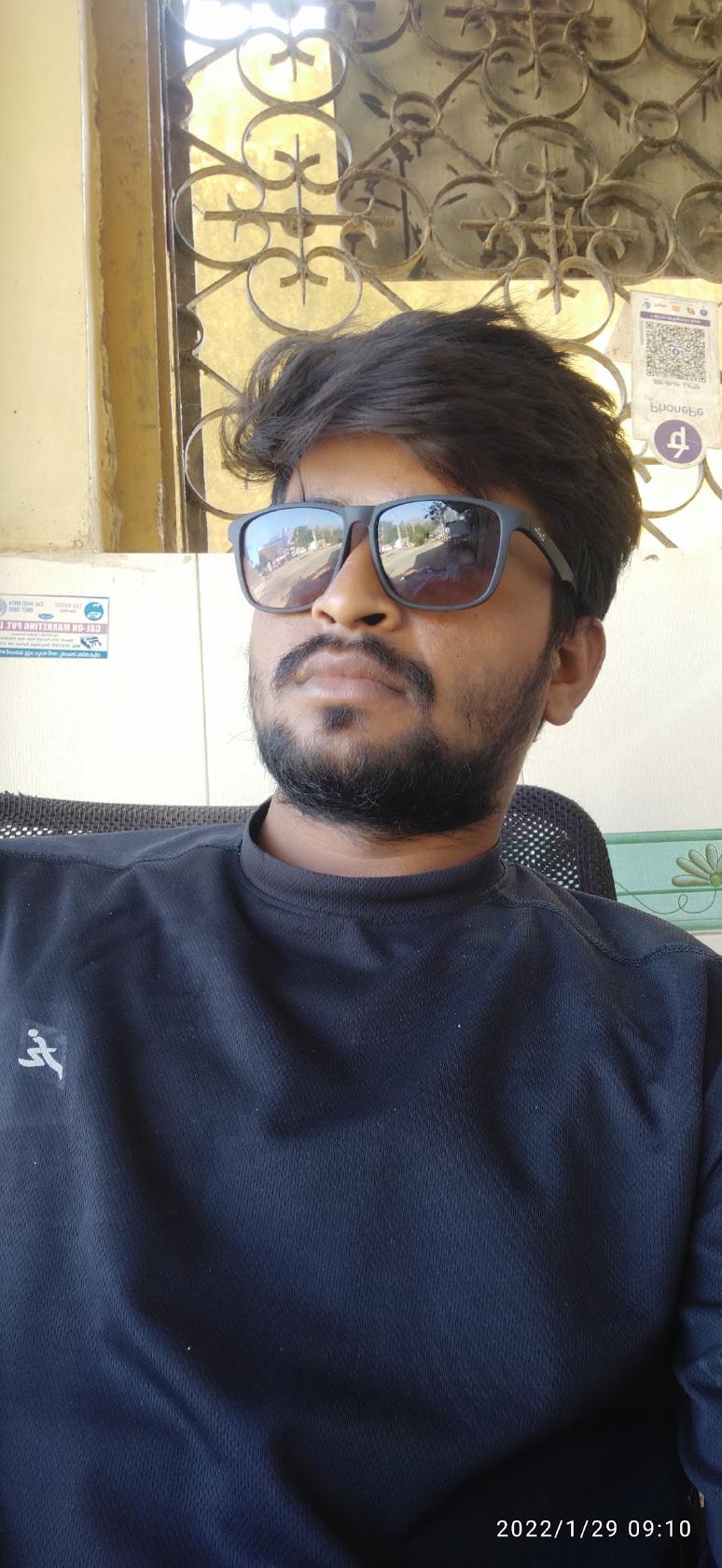 SNEHA CHICKEN CENTER