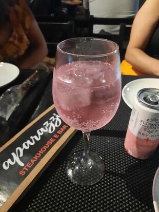 Paparazzi Steakhouse e Bar