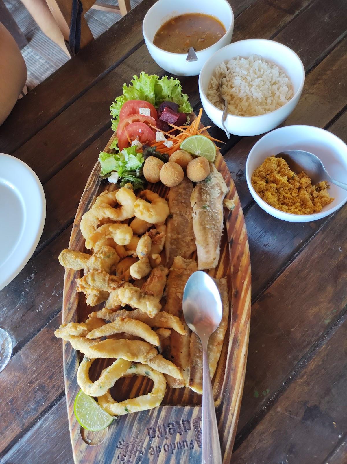 Fundo de Bateira Restaurante e Petiscaria