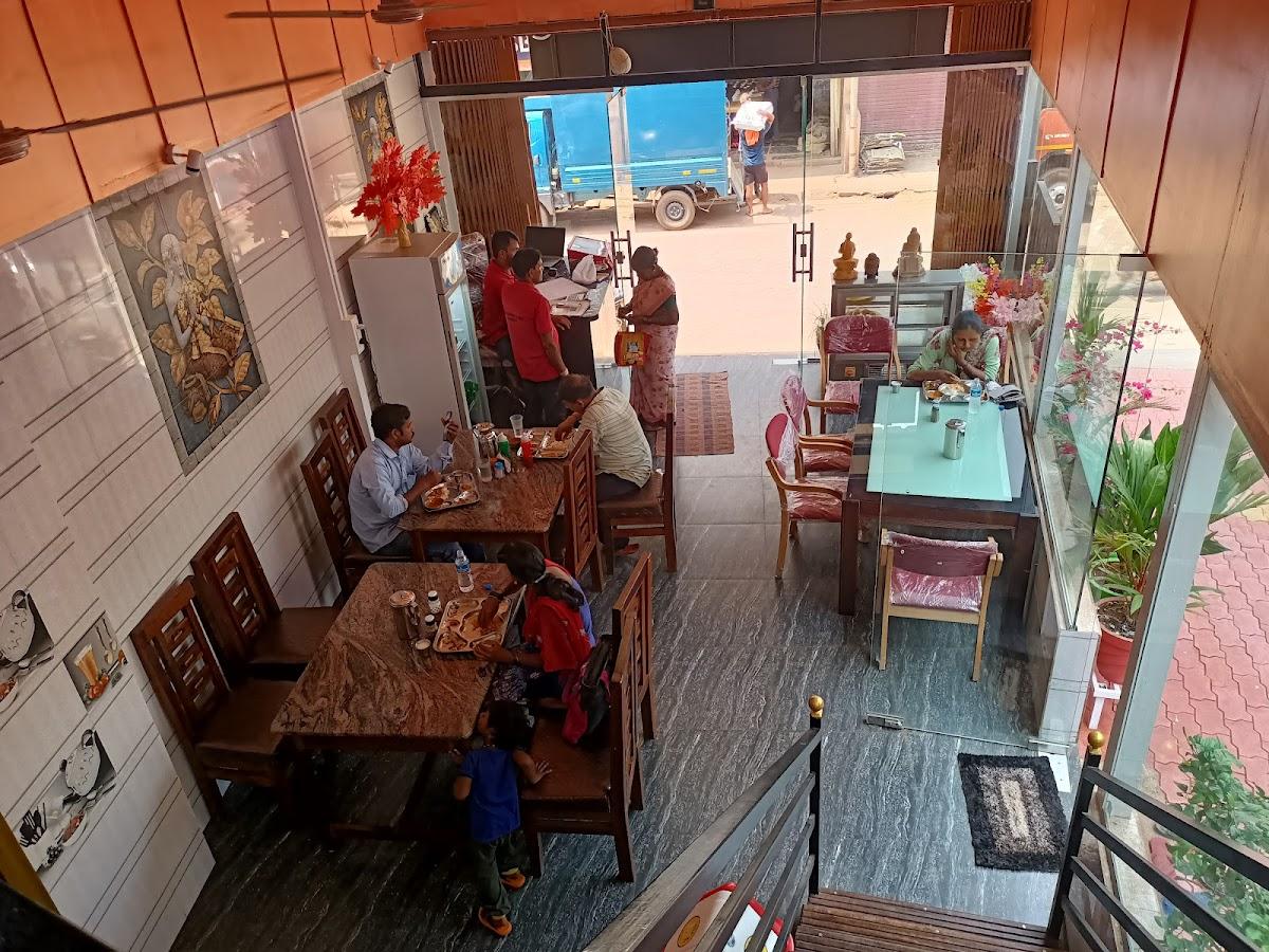 Chowdeshwari Garden Restaurant