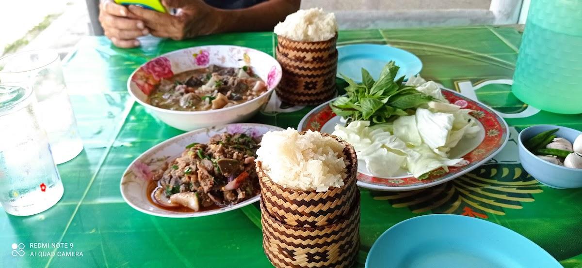 ร้านลาบยโส คลองลาน กำแพงเพชร