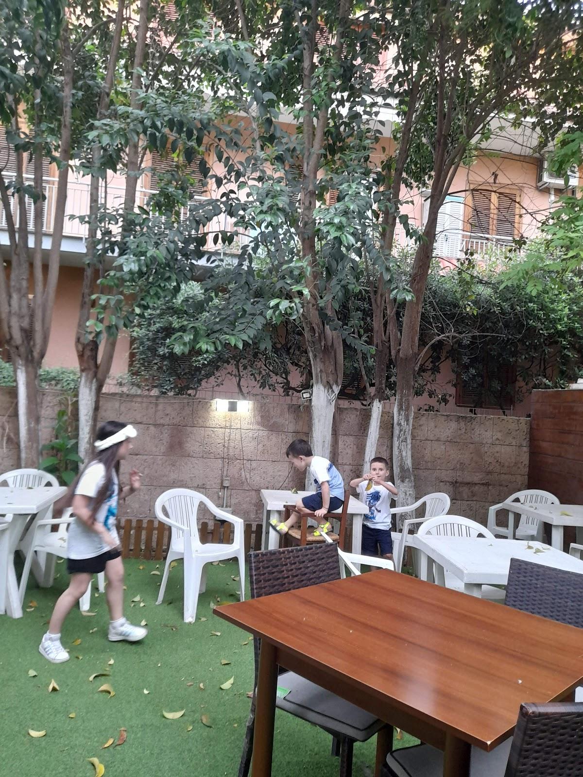 Ristorante Pizzeria trattoria A Modo Nostro