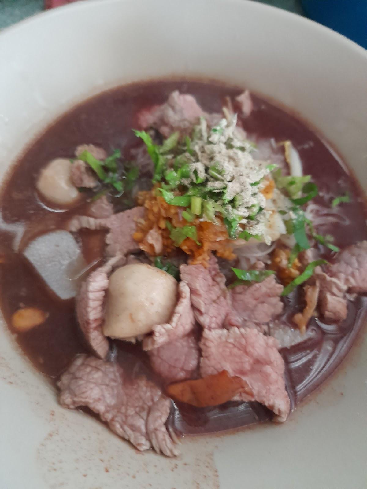 ร้านก๋วยเตี๋ยวยาย