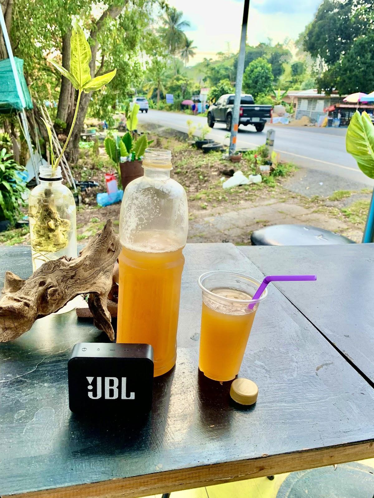 ร้านหนุ่มพลังใบ