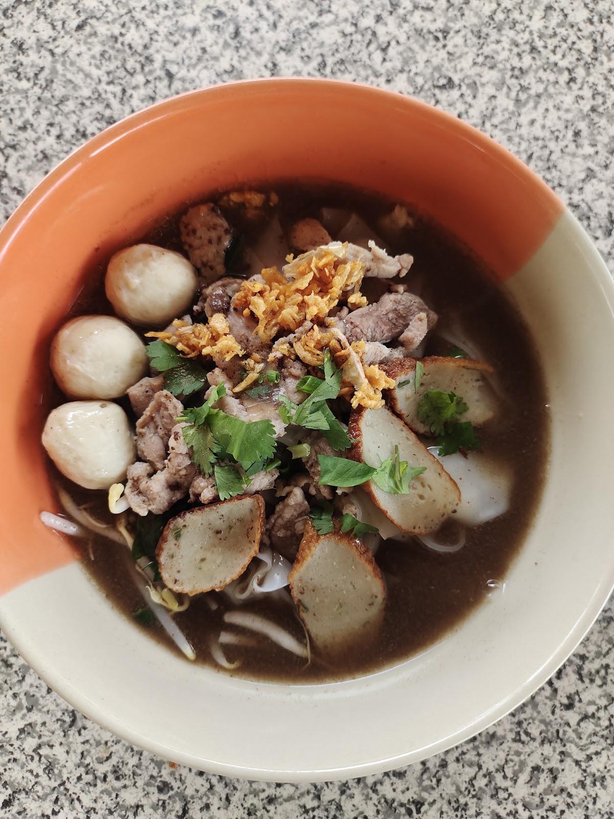 ก๋วยเตี๋ยวชายคลอง