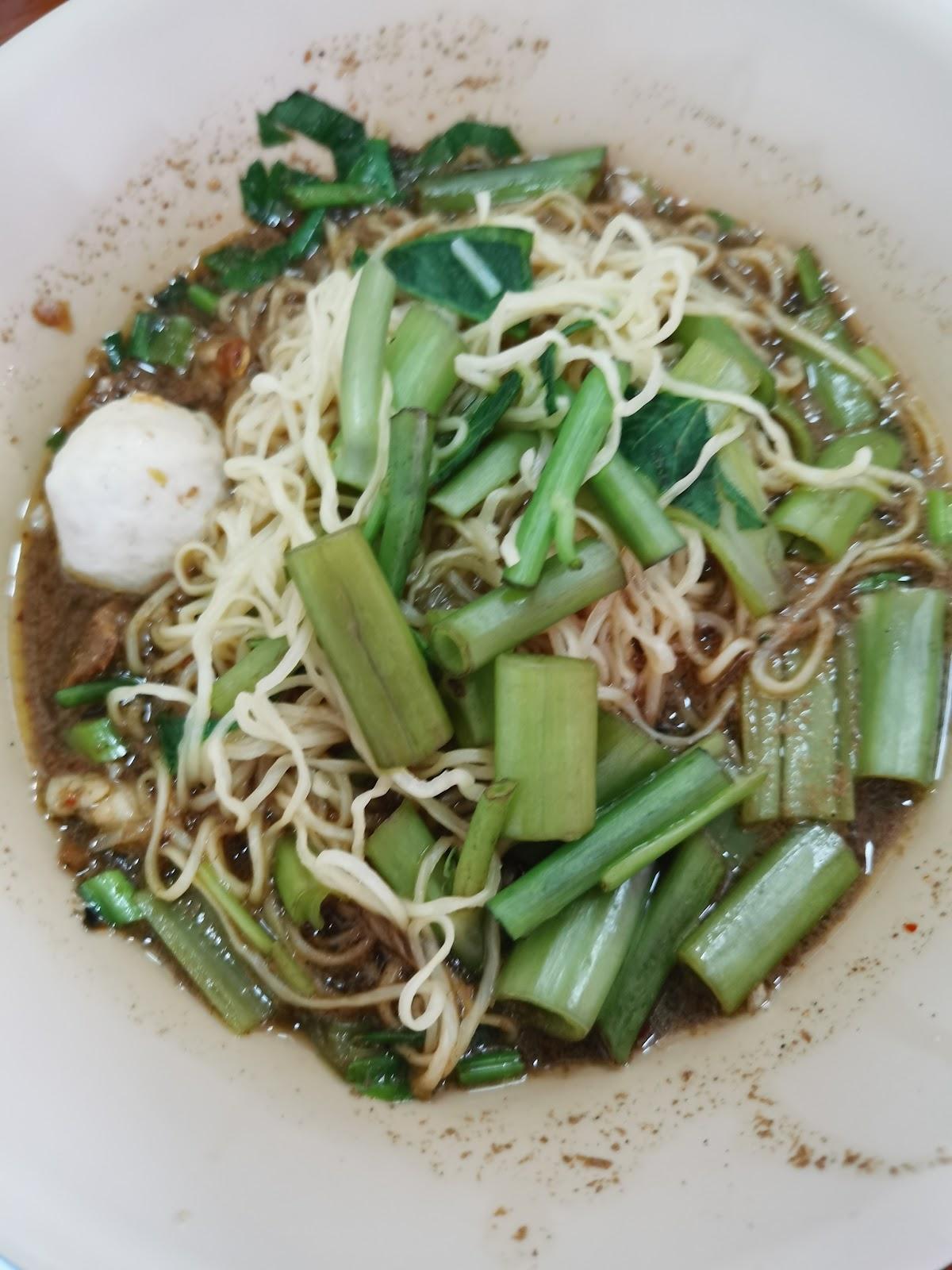 ก๋วยเตี๋ยวเพื่อนลุง ลาดบัวหลวง