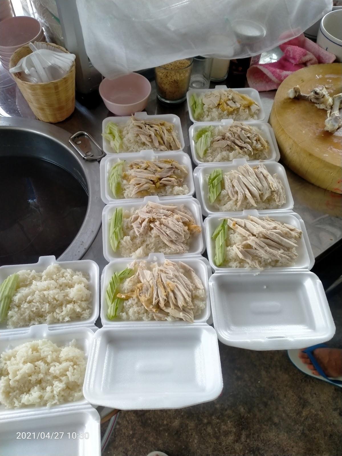 ร้าน ก๋วยเตี๋ยวนำชัย &ข้าวมันไก่ @ตลาดหนองคอก
