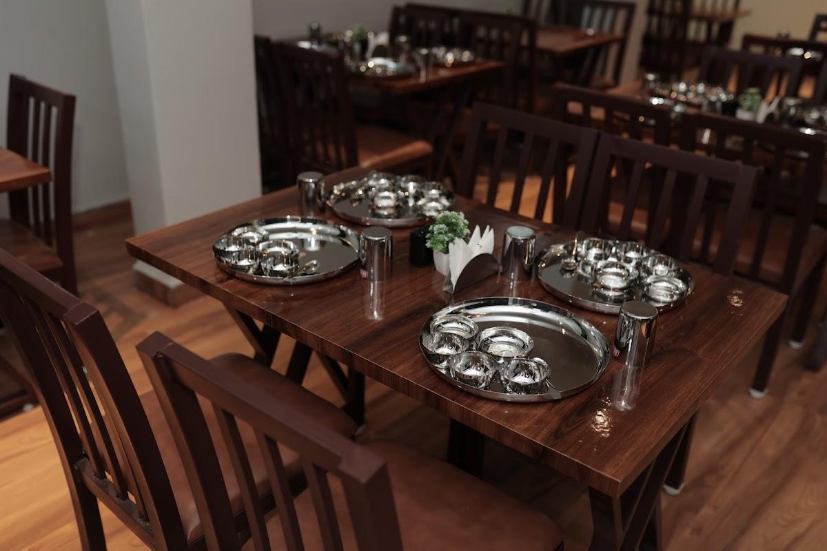 Hotel Paradise Family Restaurant