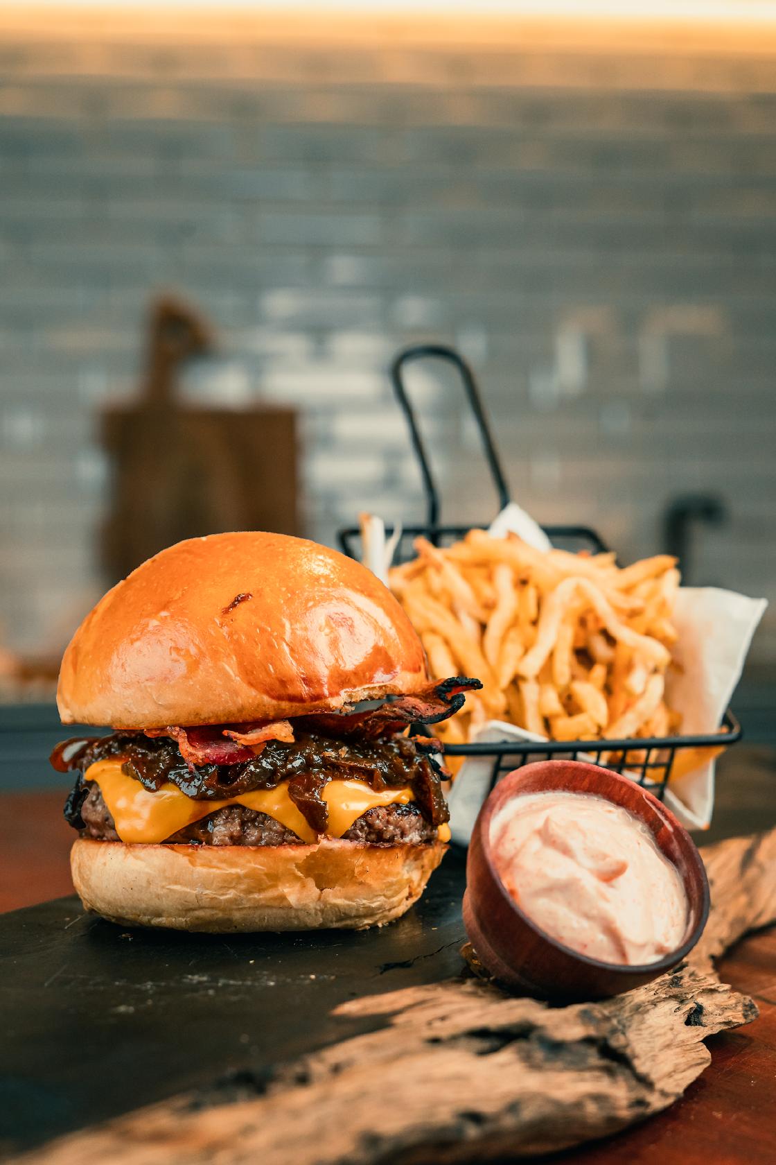 Gu Burguer Caratinga Hamburgueria