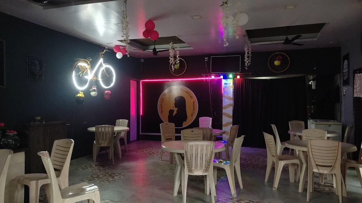 BEYOND CAFE (CHOPDA) NEAR MG COLLEGE