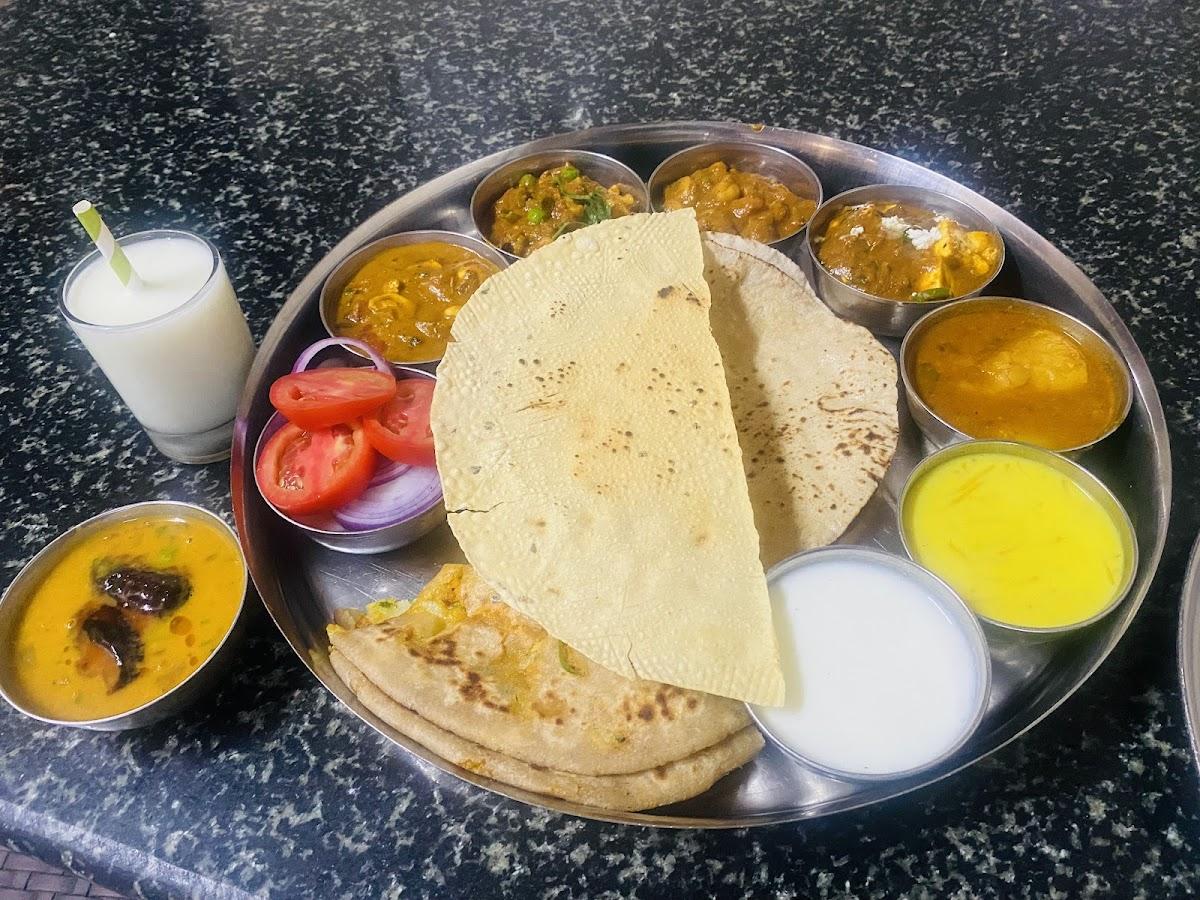 Mahaveer veg restaurant