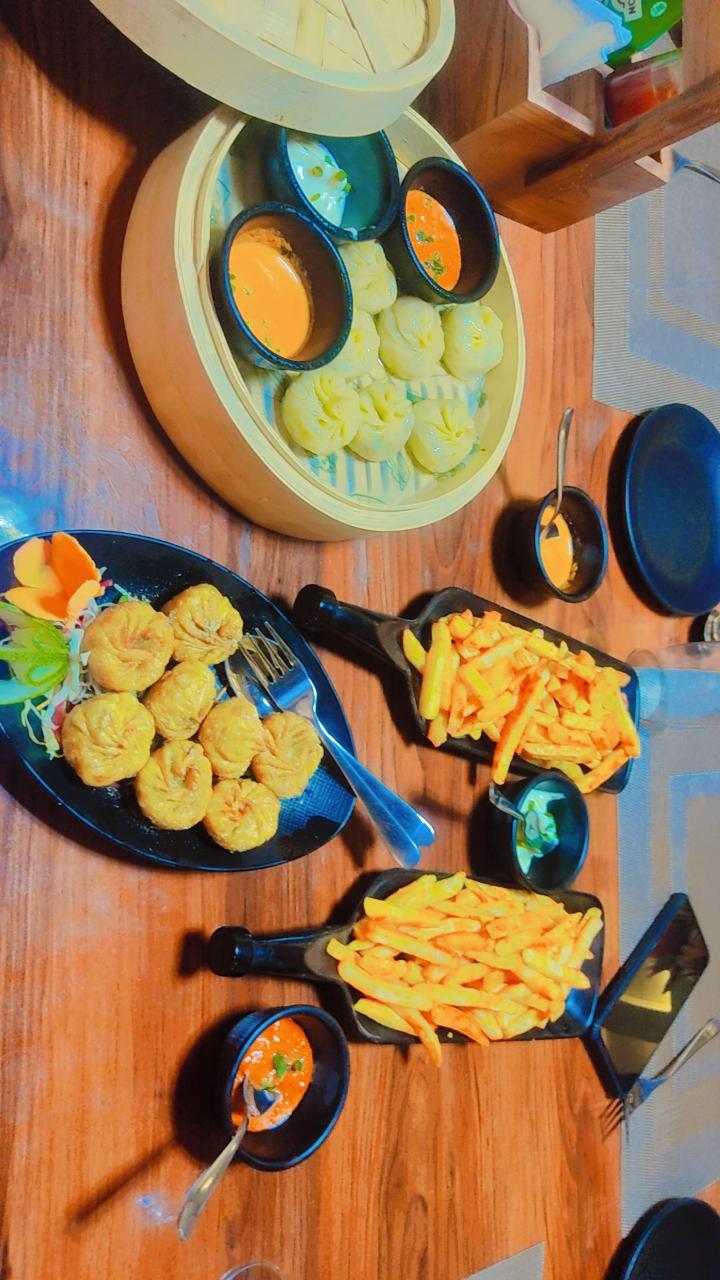 DINING Venue , Multicuisine Restaurant & cafe