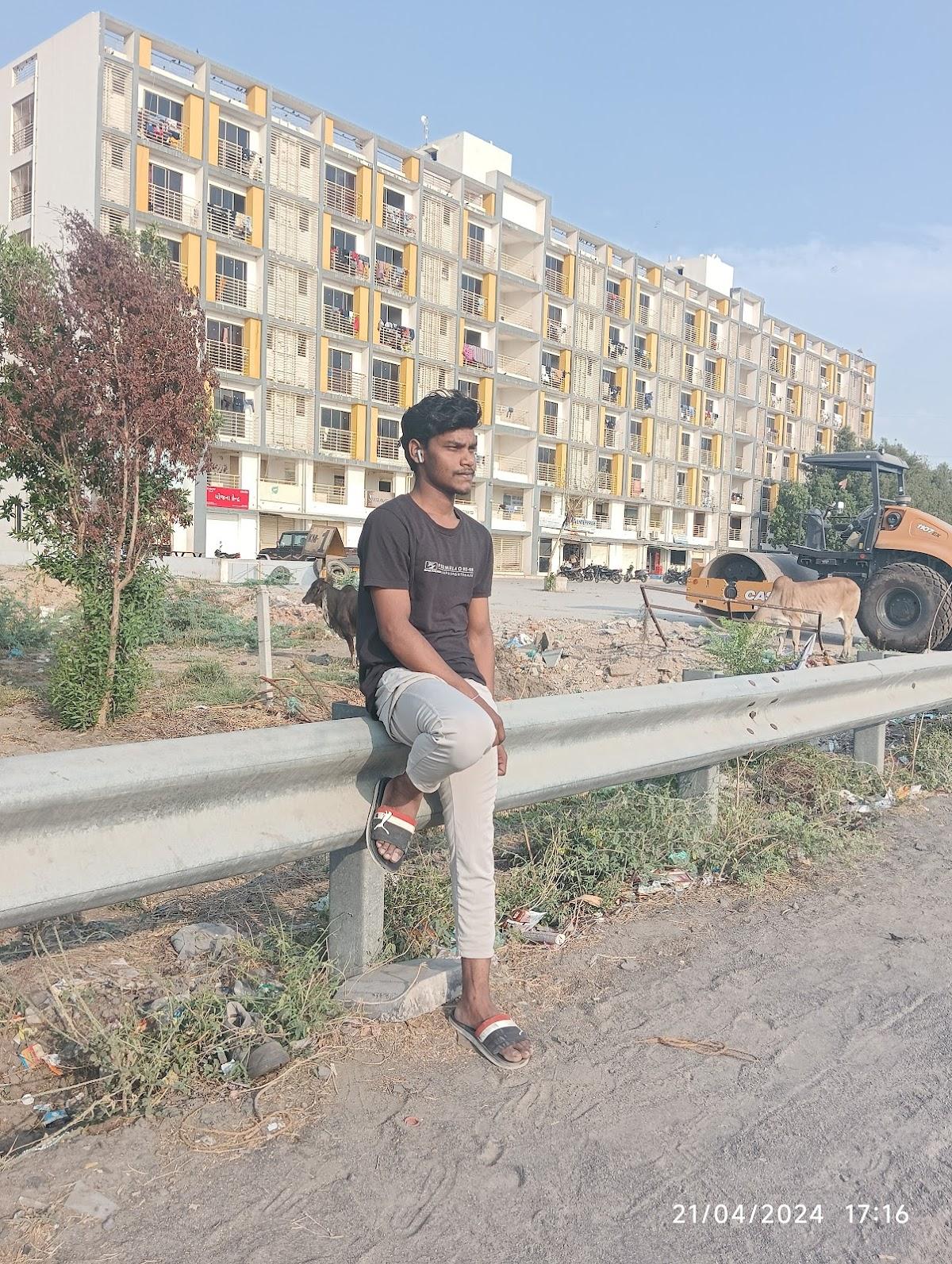 Char sahibzaade punjabi dhaba (sp.. Pratha)