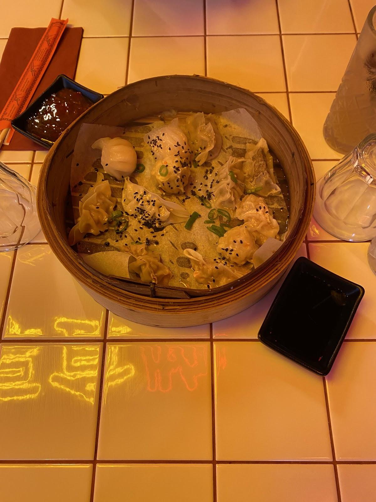 SUM SUM BXL 嗯饺子