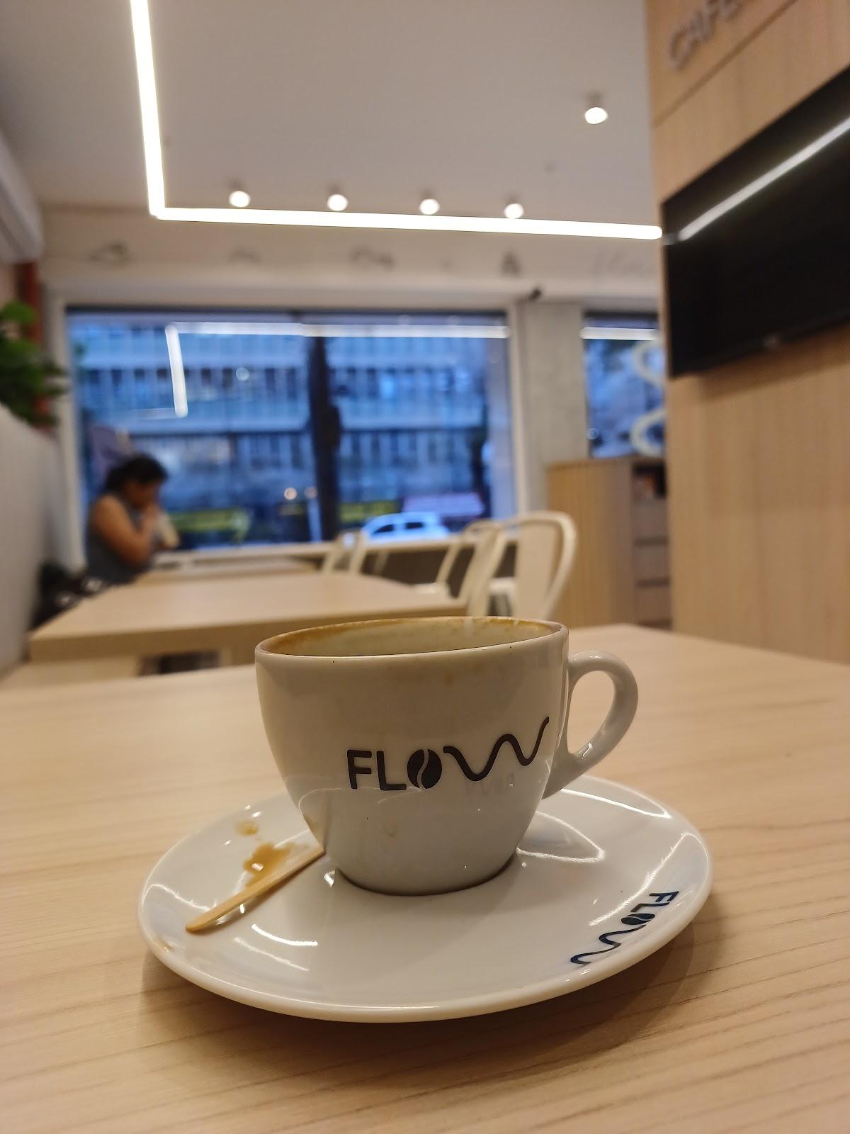 Flow Coffee Bom Fim