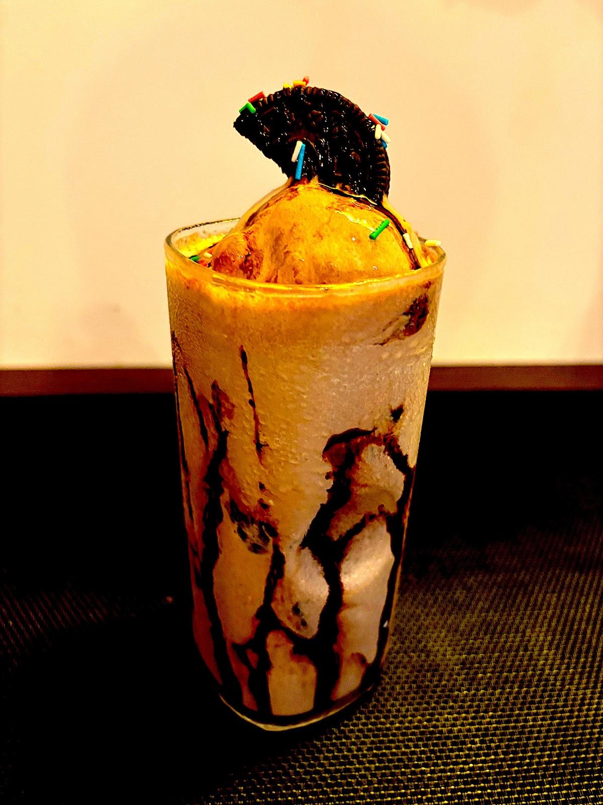 GORET’S CAFE & ROOFTOP