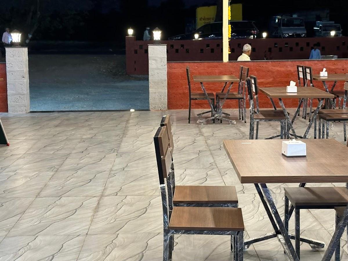 Lake View Restaurant & Lawns