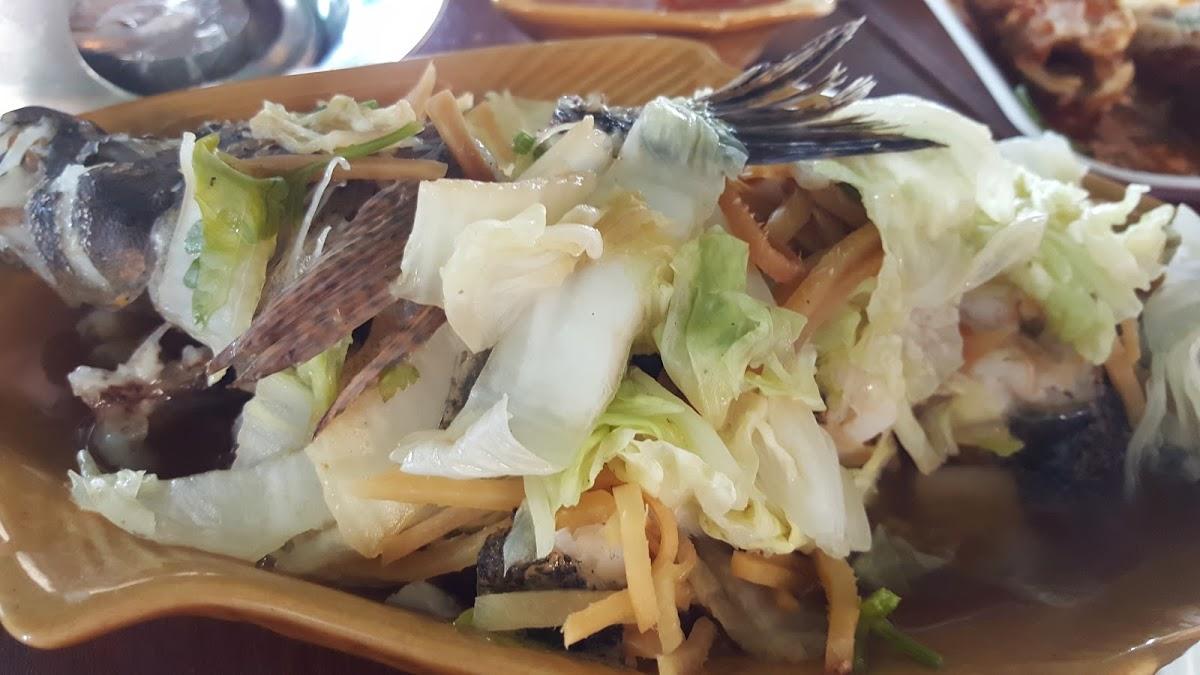 เรือนแพธารทิพย์ ทะเลสาบดอยเต่า(Tantip Doitao)