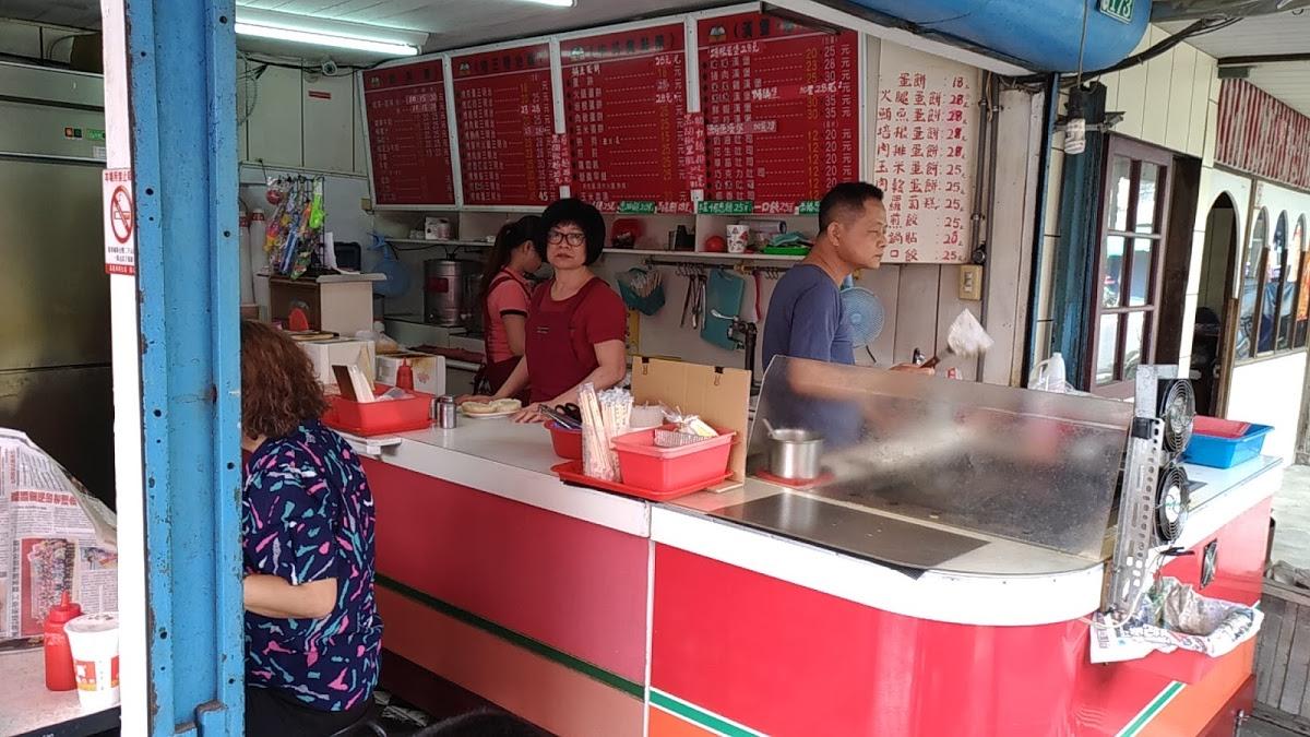 東方美早餐店(有時公休，請先電詢)