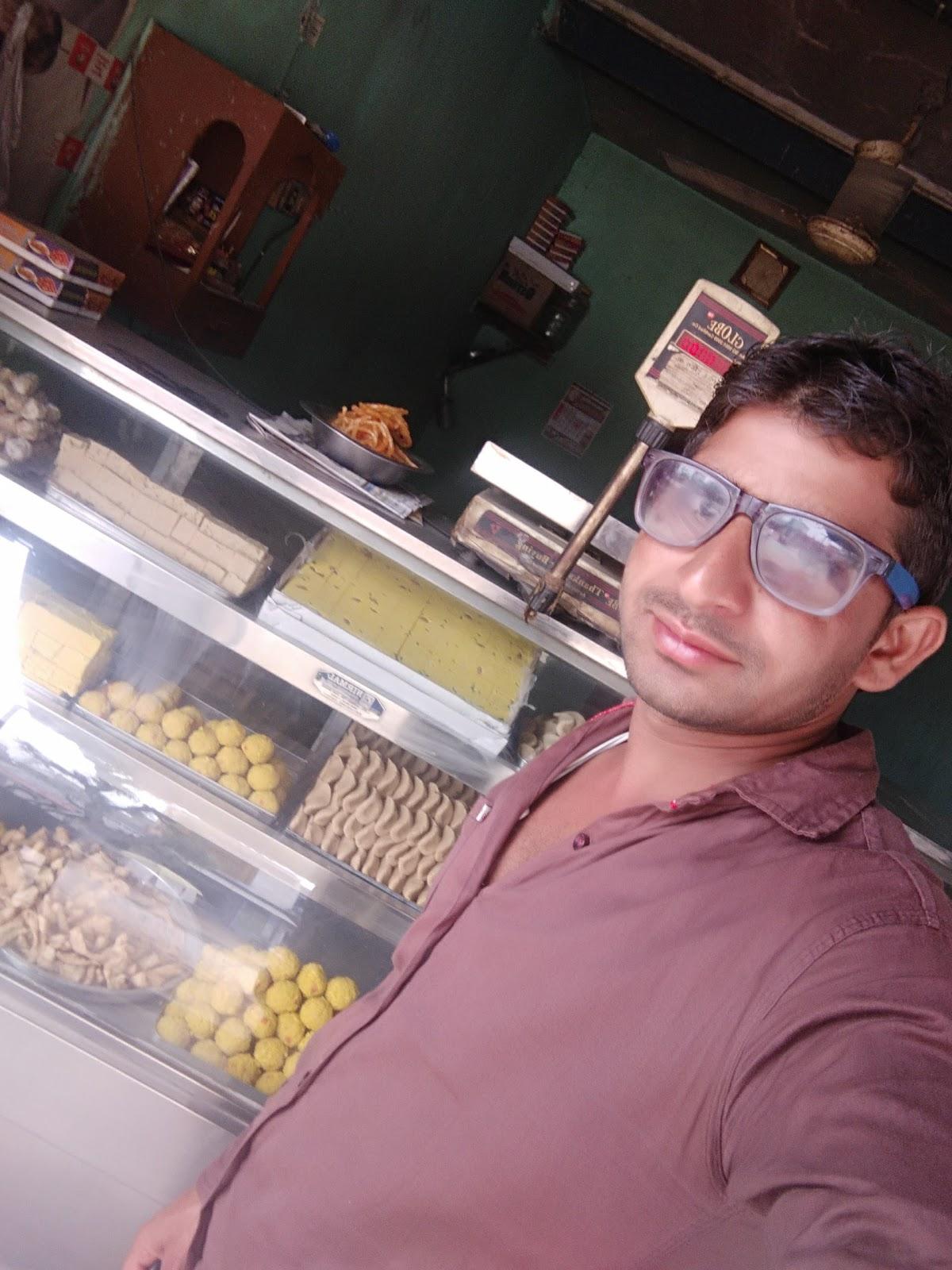 Saini Misthan Bhandar, Niz.mod.khetri