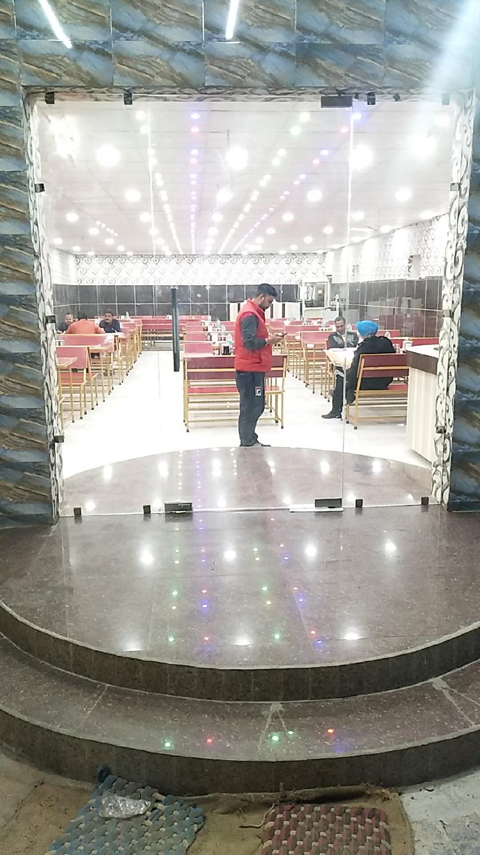 Chawlas'2 Non Veg Restaurant