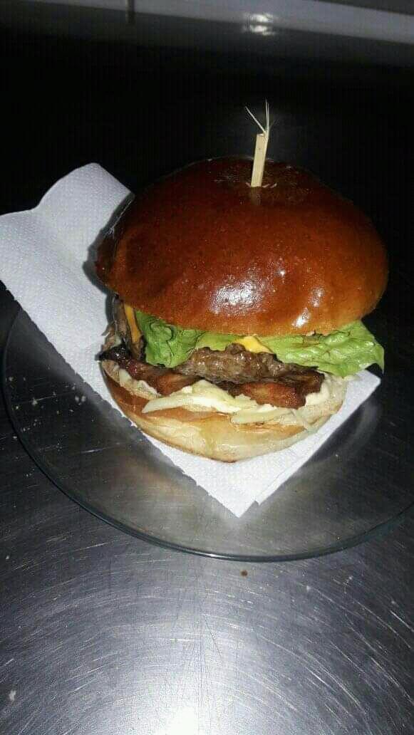 Lanchonete Dois Cunhados