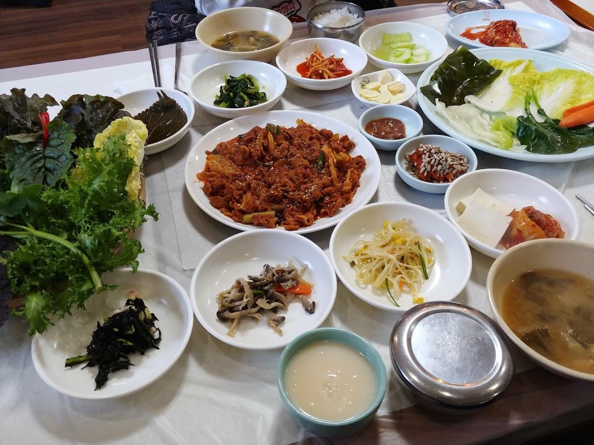호숫가에서